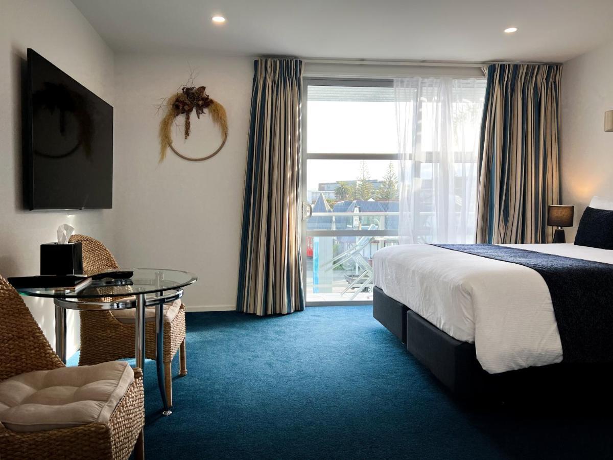 Beaches Nelson Exterior photo A room at the hotel