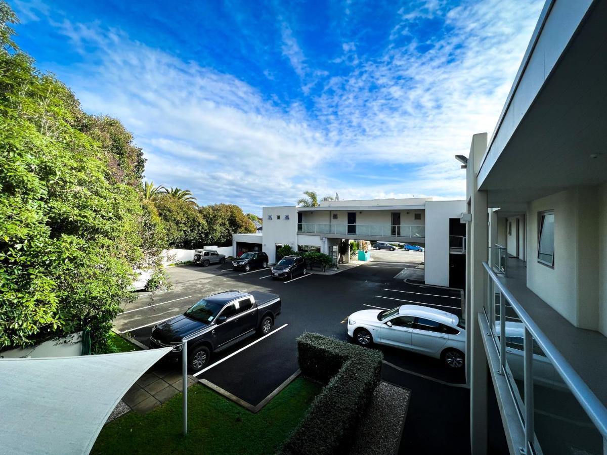 Beaches Nelson Exterior photo The apartment complex in 2019